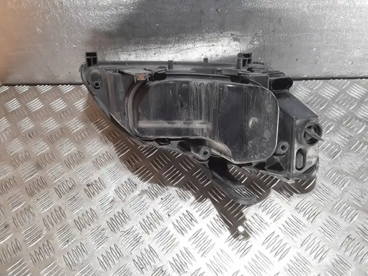 Ford Focus C-MAX (2003 - 2010) 270605 Передняя фара — фото 2