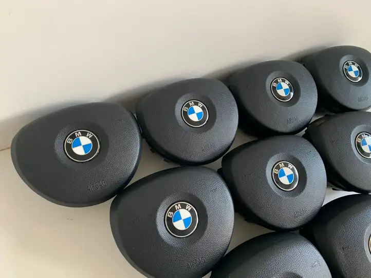 BMW X1 E84 (2009 - 2015) Подушка безопасности руля — фото 1