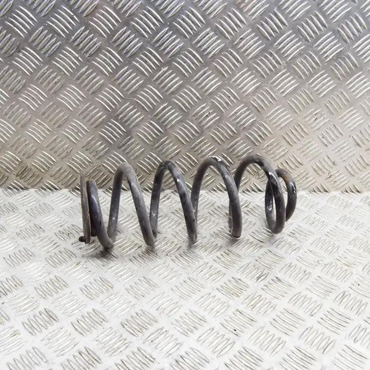 Volvo XC40 (2017 - )  31658697 Пружина