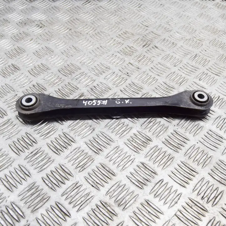 Volvo XC40 (2017 - )  32221140 Вилы