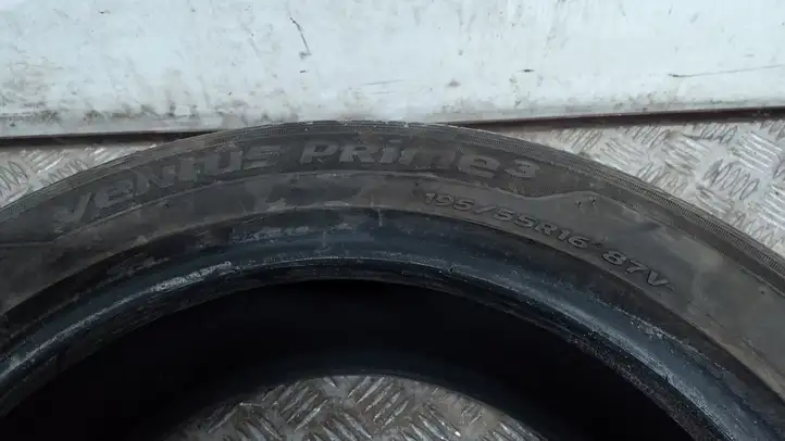 BMW 1 E81 E87 (2004 - 2011)  19555R1687V Летняя покрышка (покрышки) R 16