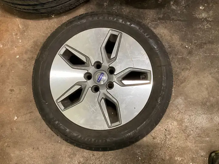 Volvo C30   31255890 Обод (ободья) колеса из легкого сплава R 16