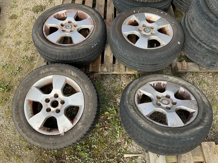 Skoda Octavia Mk2 (1Z) (2004 - 2013)  1Z0601025 Обод (ободья) колеса из легкого сплава R 15