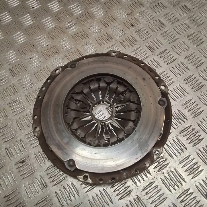 Opel Astra (2004 - 2009)   Корзина сцепления