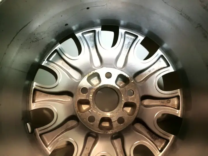 Audi A8 (2002 - 2005)  4E0601025J Обод (ободья) колеса из легкого сплава R 17