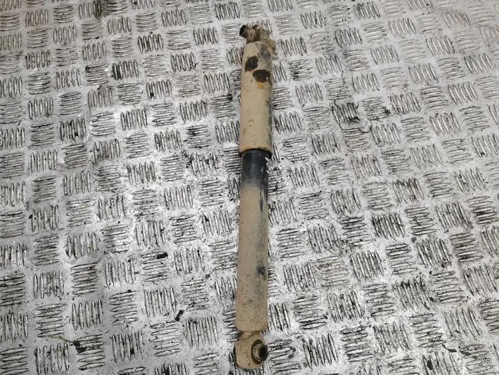 Chrysler PT Cruiser (2000 - 2010)   Задний амортизатор с пружиной