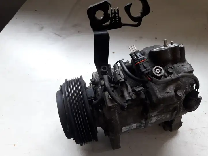 BMW 3 E92 E93 (2005 - 2014) 6SBU14AGE4472603821 Компрессор (насос) кондиционера воздуха — фото 1