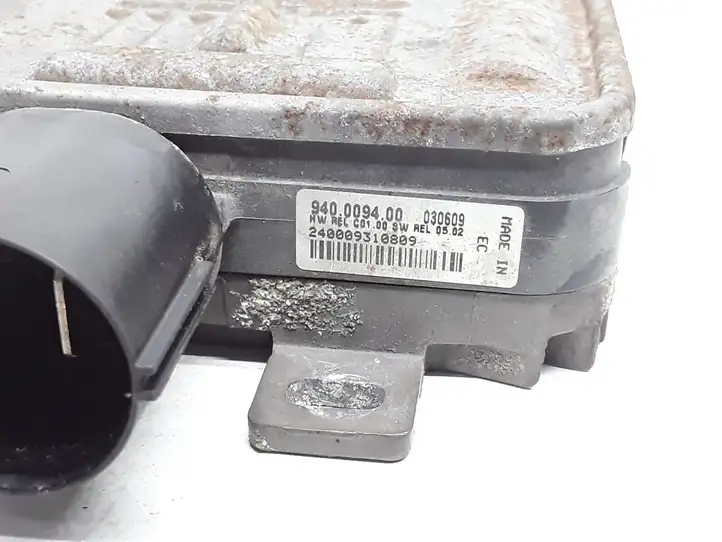 Volvo XC60 (2008 - 2013) 940009400 Реле вентилятора охлаждения — фото 5