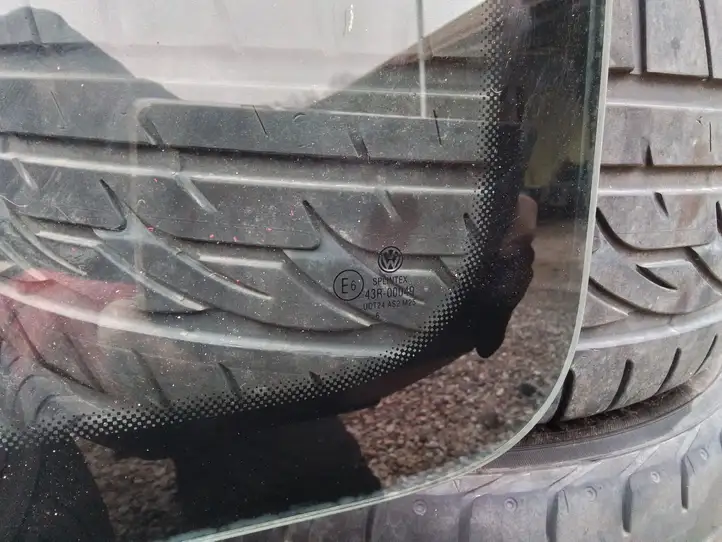 Volkswagen Transporter - Caravelle T5 (2003 - 2009) 7H3845331F Заднее боковое стекло — фото 3