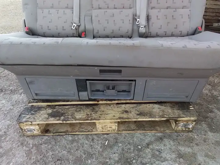 Volkswagen Multivan T5 (2003 - 2015) Заднее сиденье — фото 3