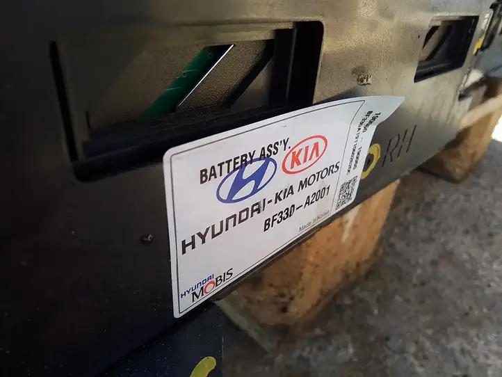 Kia Soul (2019 - ) BF330A2001 Модуль аккумуляторной батареи гибридного автомобиля / электромобиля — фото 2