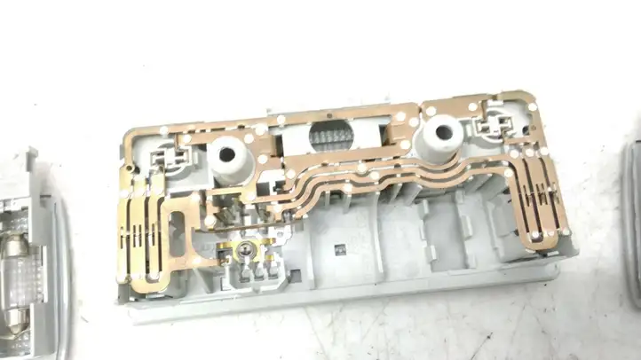 Seat Toledo II (1M) (1998 - 2006) 3B0947105C Передняя подсветка — фото 13