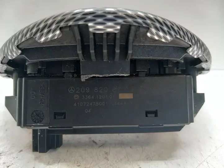 Mercedes-Benz CLK A209,C209 (2002 - 2009) A2098208710 Включатель раздвижной крыши — фото 2