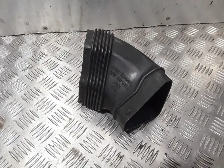 Audi A6 S6 C6 4F (2004 - 2008) 4F0129739B Детали воздухозаборника — фото 1