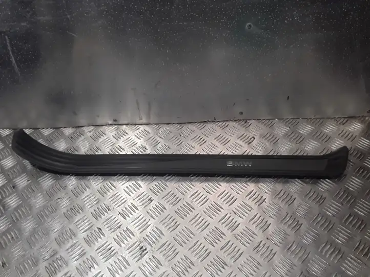 BMW 5 E60 E61 (2004 - 2010) 51477034304 Наружная отделка переднего порога — фото 1
