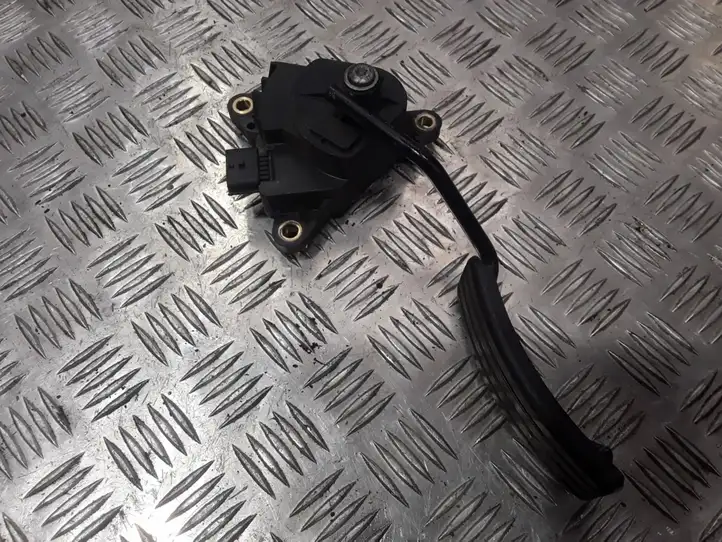 Renault Scenic II - Grand scenic II (2006 - 2009) 8200159647 Педаль акселератора — фото 1