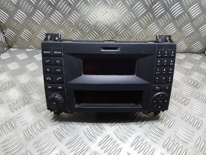 Mercedes-Benz Sprinter W906 (2006 - 2018) A9069004401 Магнитола / мультимедийная система — фото 1