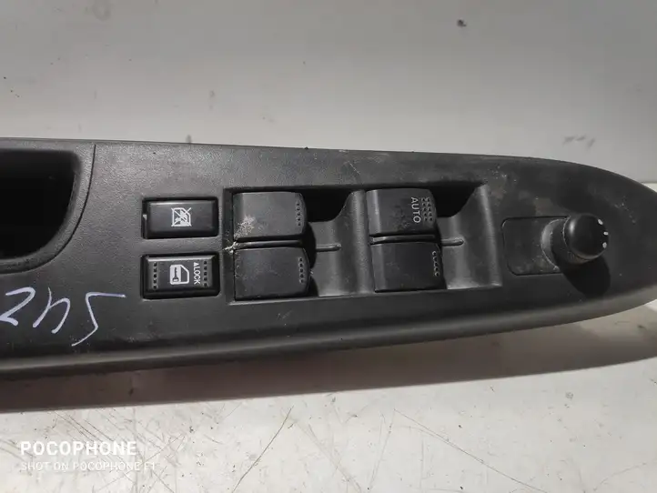 Fiat Sedici (2007 - 2016) 8372555L10 Блок кнопок стеклоподъемников — фото 3