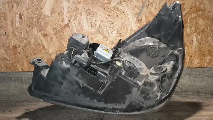 Renault Espace - Grand espace IV (2004 - 2014) Передняя фара — фото 3