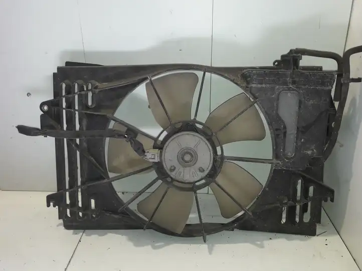 Toyota Corolla Verso E121 (2004 - 2007) 1227507994 Электровентилятор радиатора — фото 2