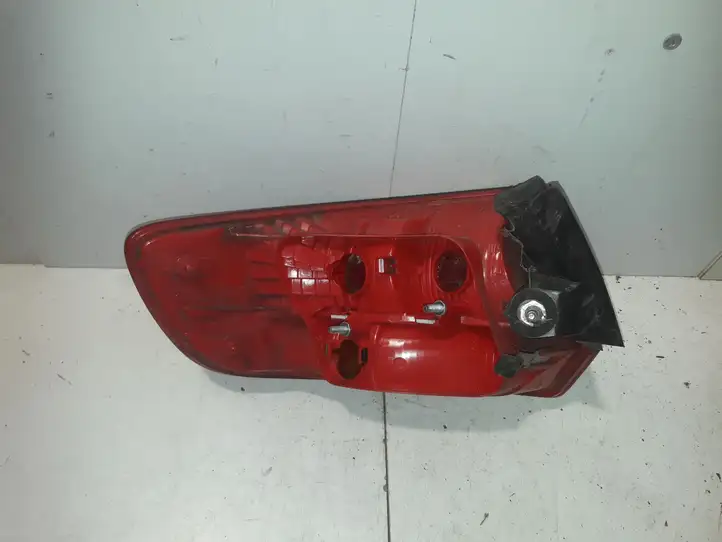Audi A3/S3 8P (2004 - 2008) 8P4945096C Задний фонарь в кузове — фото 2