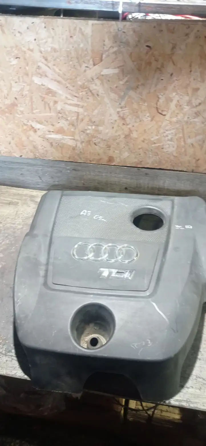Audi A3/S3 8L (2000 - 2003) 038103925AJ Крышка двигателя декоративная — фото 1
