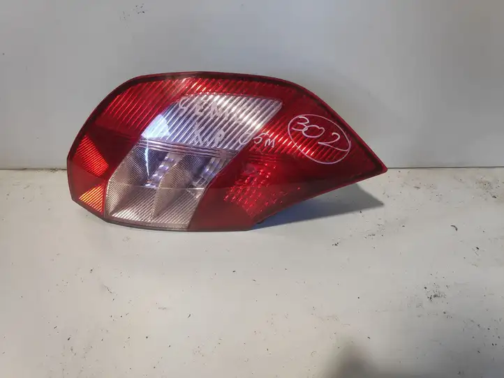 Renault Scenic II - Grand scenic II (2003 - 2006) 8200127704 Задний фонарь в кузове — фото 1