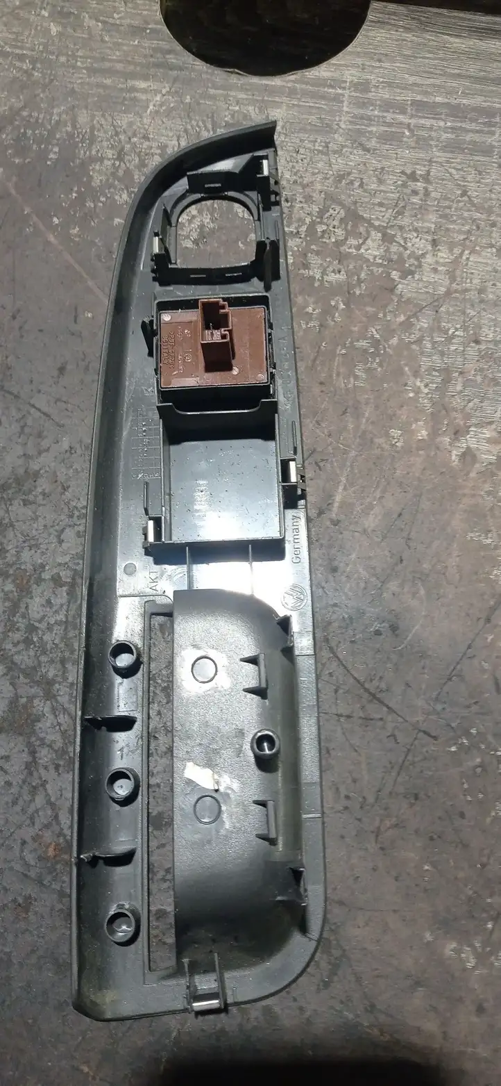 Volkswagen Golf V (2003 - 2009) 1K3868049A Блок кнопок стеклоподъемников — фото 2