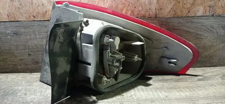 Ford Mondeo MK IV (2007 - 2014) 7S7113405A Задний фонарь в кузове — фото 2
