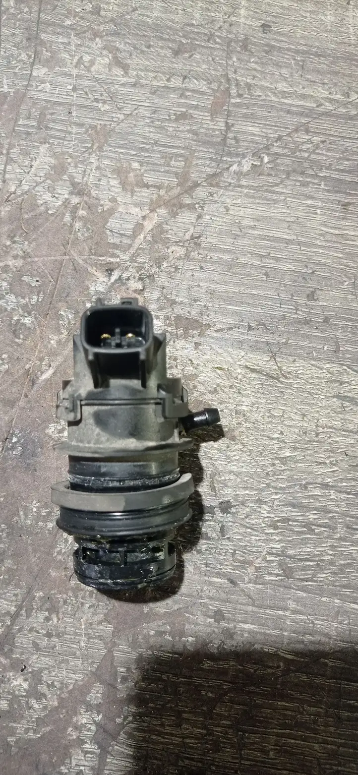 Toyota Auris 150 (2006 - 2012) 0602104501 Насос омывателя стекла — фото 3