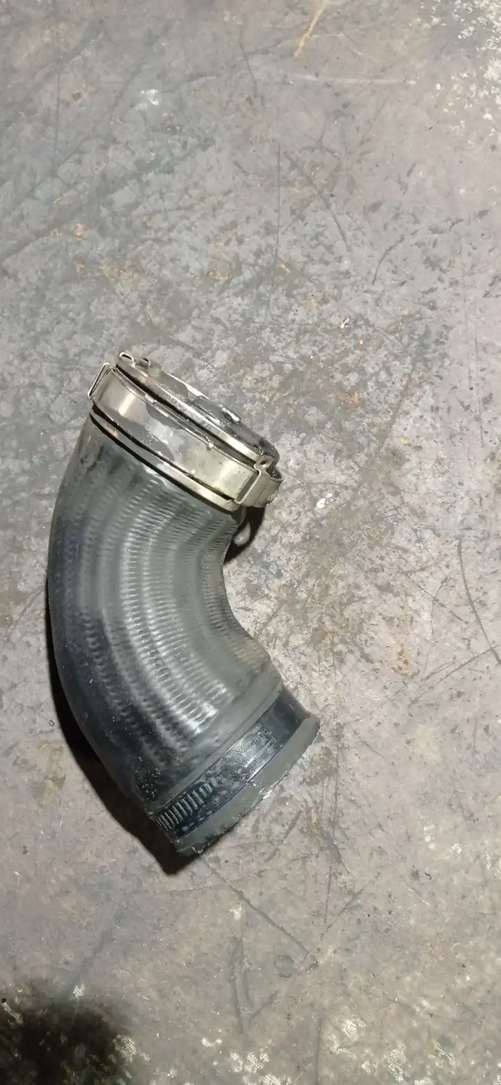 Volkswagen Tiguan (2007 - 2011) 5N0145762AH Трубки интеркулера / Шланги интеркулера — фото 2