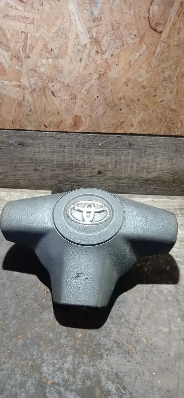 Toyota RAV 4 (XA30) (2006 - 2016) Подушка безопасности руля — фото 1