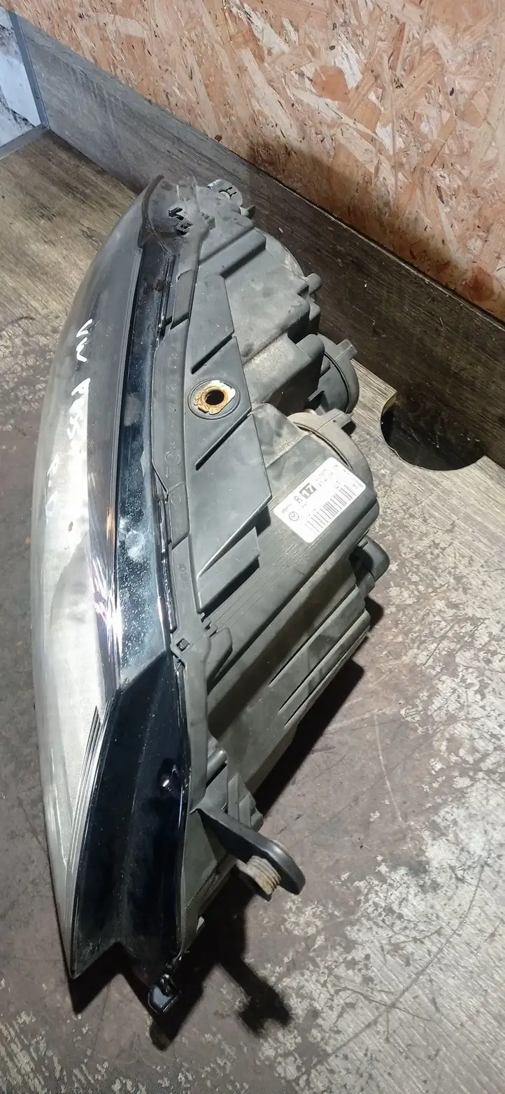 Volkswagen PASSAT B7 (2011 - 2014) 90003375 Передняя фара — фото 3