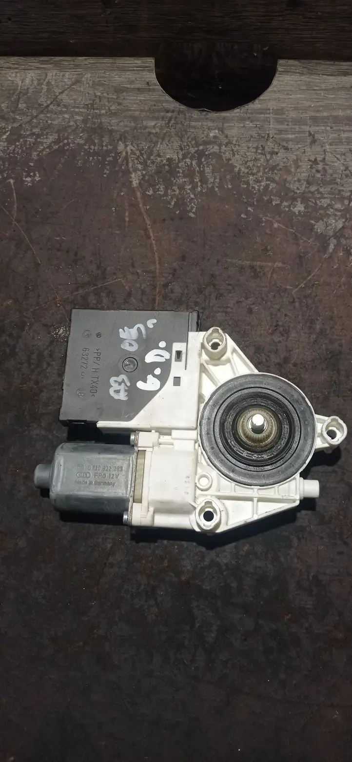 Audi A3/S3 8P (2004 - 2008) 0130822263 Стеклоподъемник задней двери — фото 2