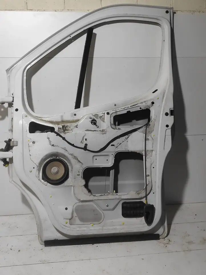 Renault Trafic II (X83) (2002 - 2014) Дверь — фото 2