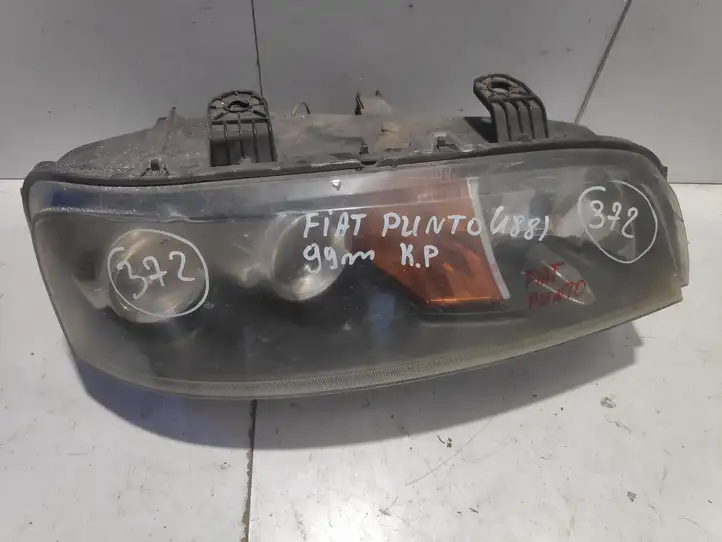 Fiat Punto (188) (1999 - 2010) 205958 Передняя фара — фото 1