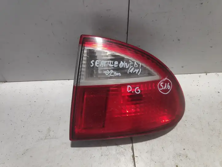 Seat Leon (1M) (1998 - 2006) 1M6945096A Задний фонарь в кузове — фото 1