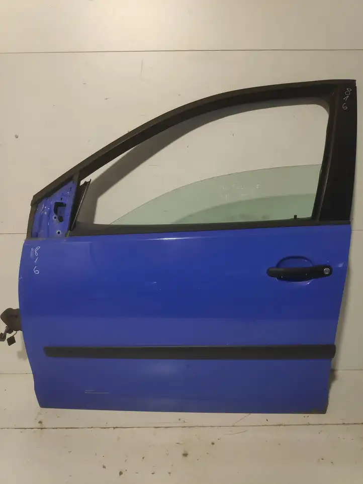 Volkswagen Polo (2005 - 2009) Дверь — фото 1