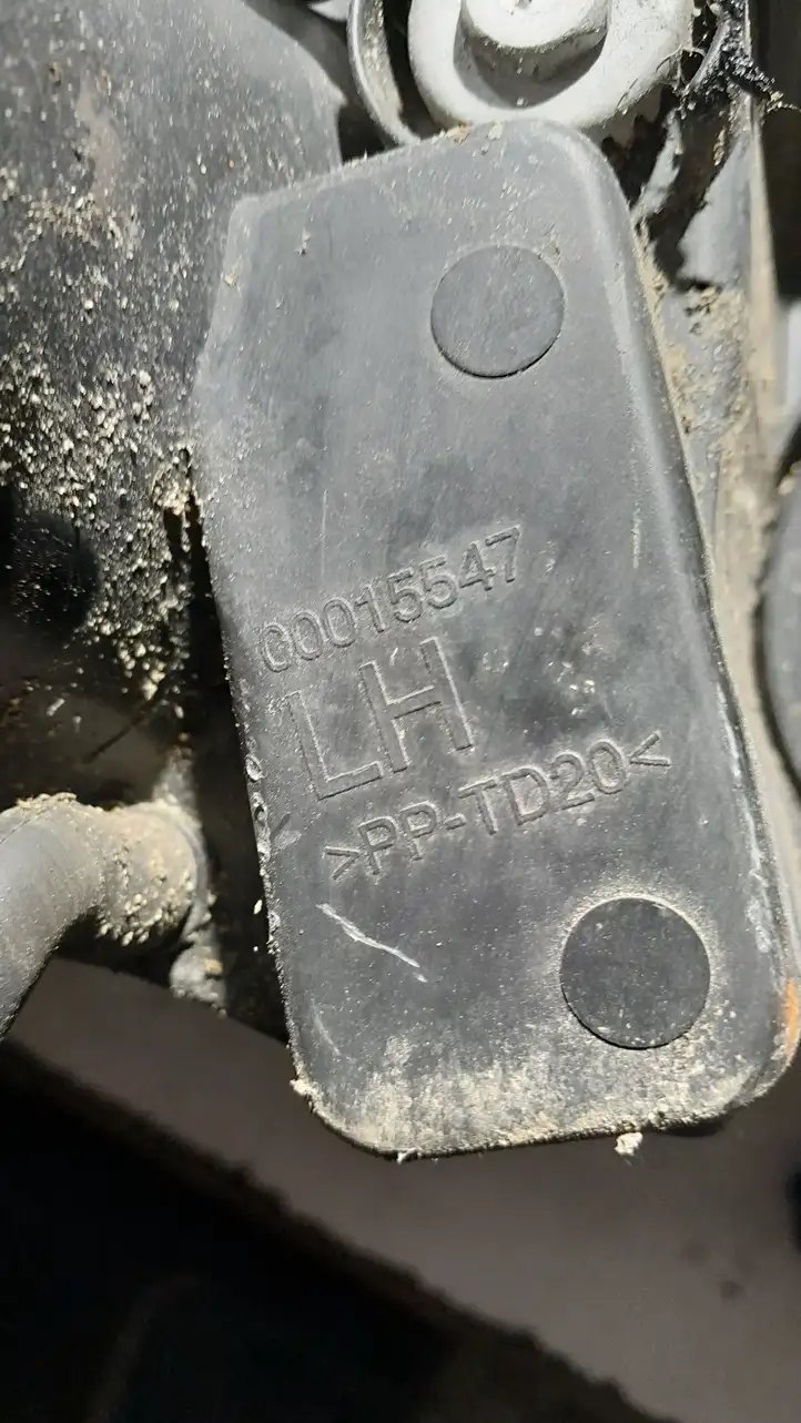 Chevrolet Captiva (2006 - 2011) 00015547 Передняя фара — фото 3
