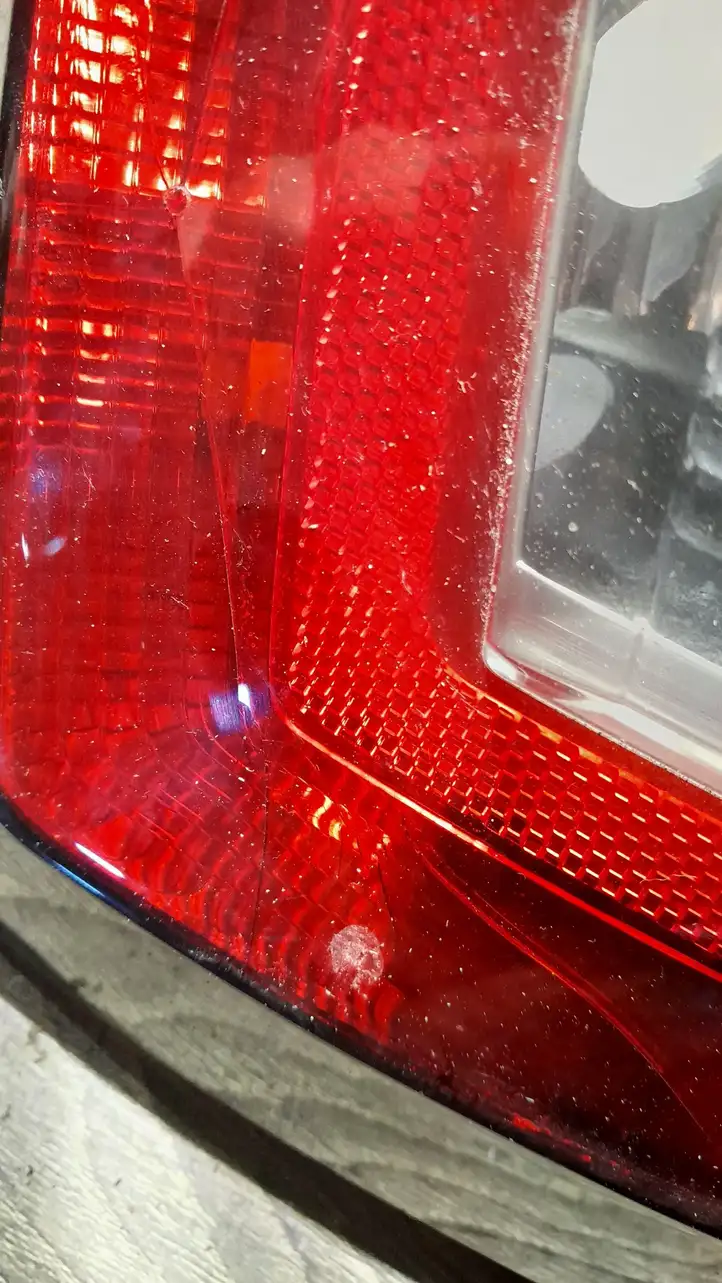 Skoda Fabia Mk3 (NJ) (2015 - 2021) 6V6945095 Задний фонарь в кузове — фото 4