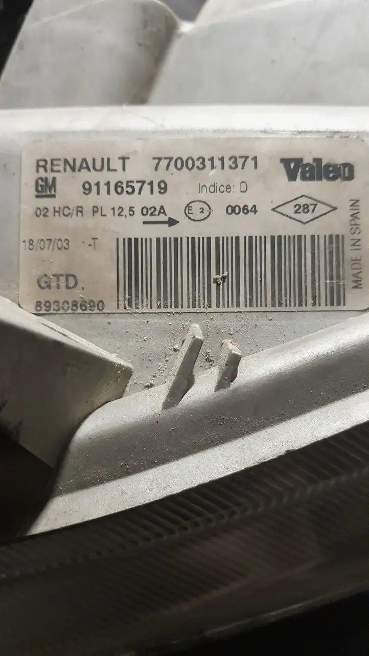 Opel Vivaro (2001 - 2006) 7700311373 Передняя фара — фото 6