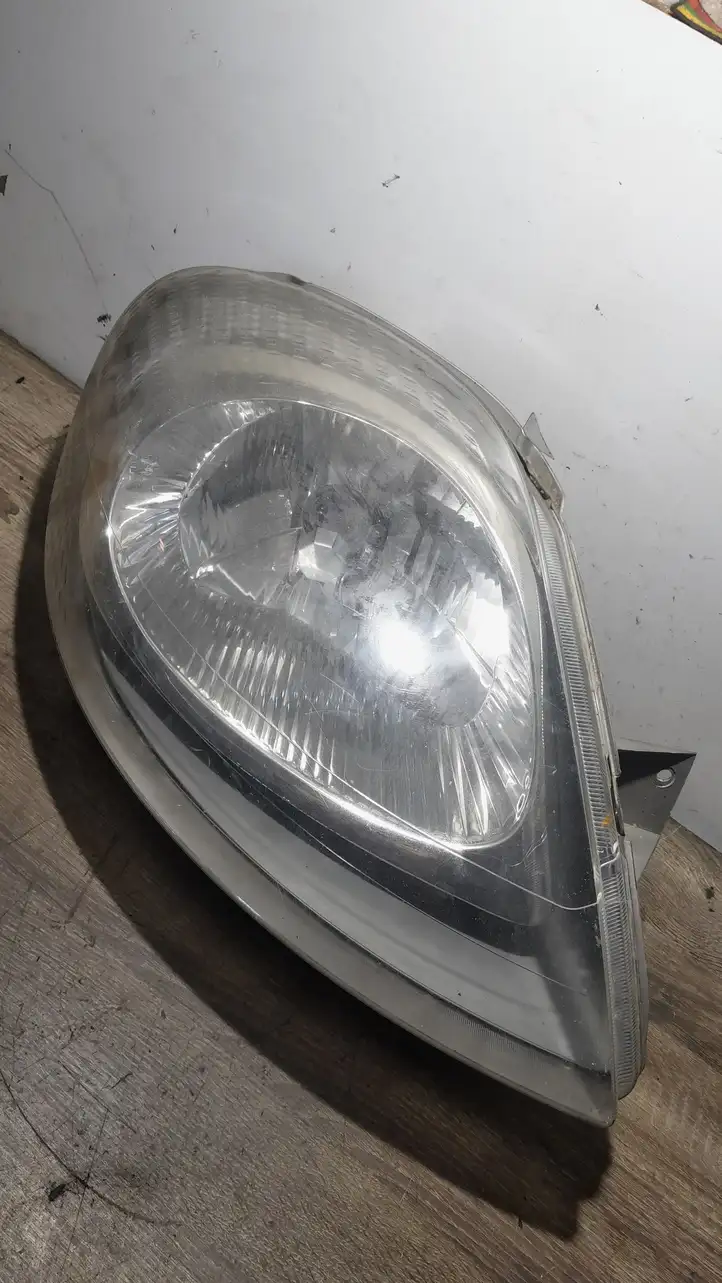 Opel Vivaro (2001 - 2006) 91165722 Передняя фара — фото 1
