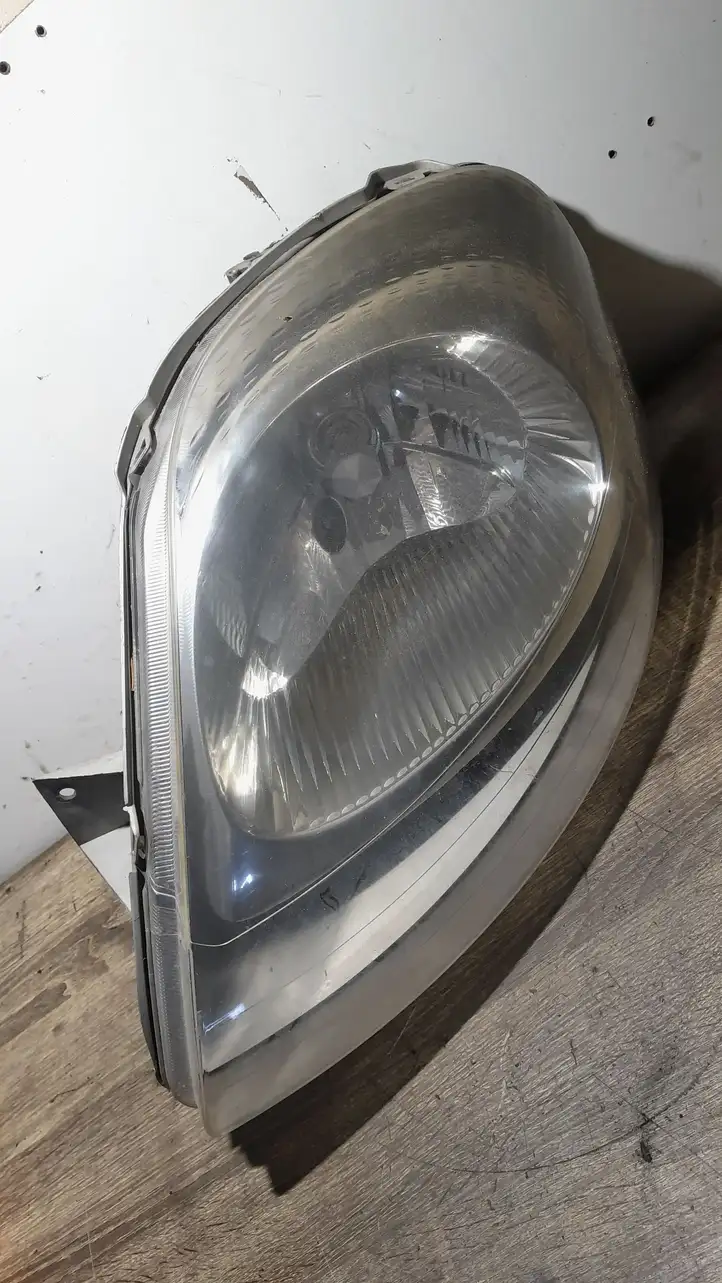 Opel Vivaro (2001 - 2006) 91165721 Передняя фара — фото 1