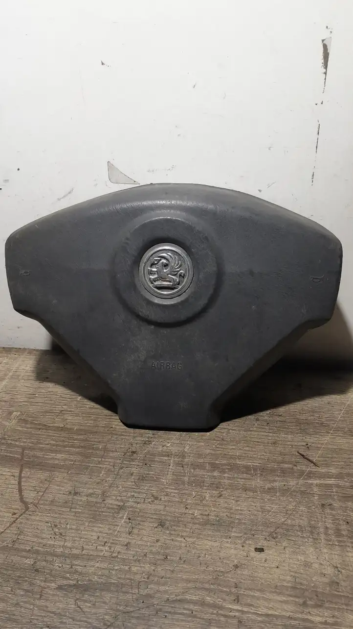 Opel Vivaro (2001 - 2006) 8200136334 Подушка безопасности руля — фото 1