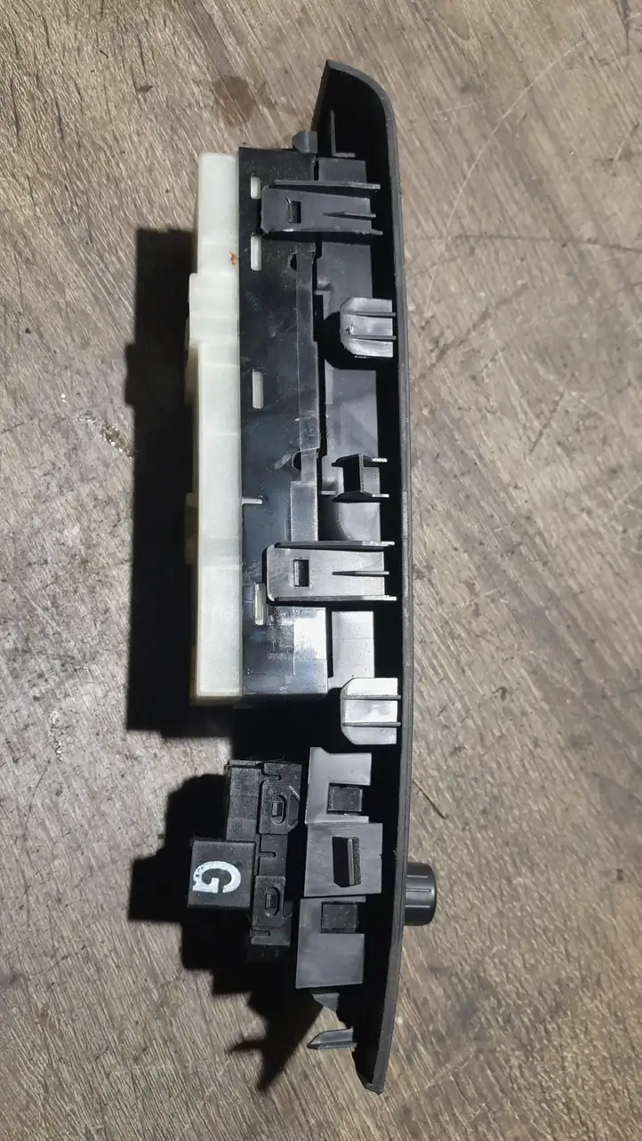 Nissan Murano Z50 (2002 - 2008) 25401 Блок кнопок стеклоподъемников — фото 7