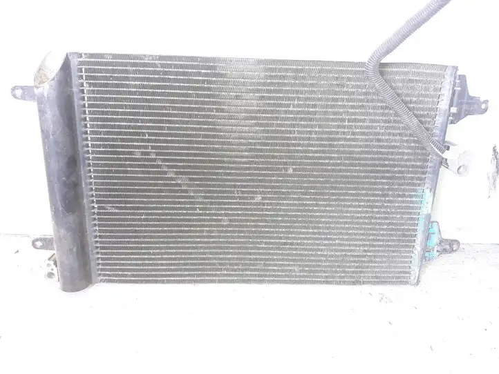 Volkswagen Sharan (2000 - 2003) YM2H19C600AA Радиатор кондиционера — фото 1