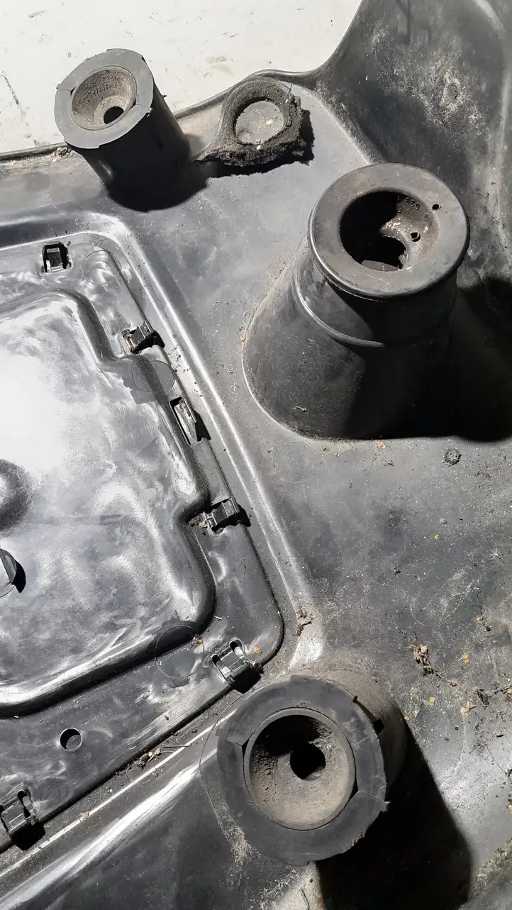 Audi A3/S3 8L (2000 - 2003) 038103925 Крышка двигателя декоративная — фото 5