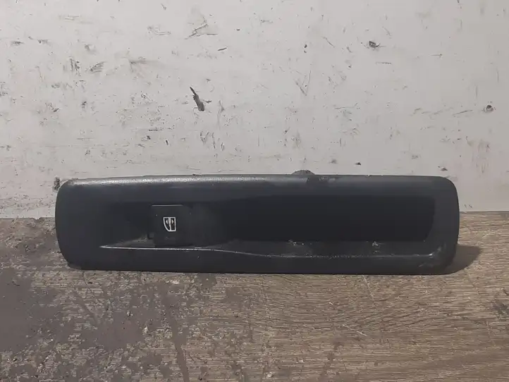 Renault Scenic III - Grand scenic III (2009 - 2016) 829500004R Блок кнопок стеклоподъемников — фото 1