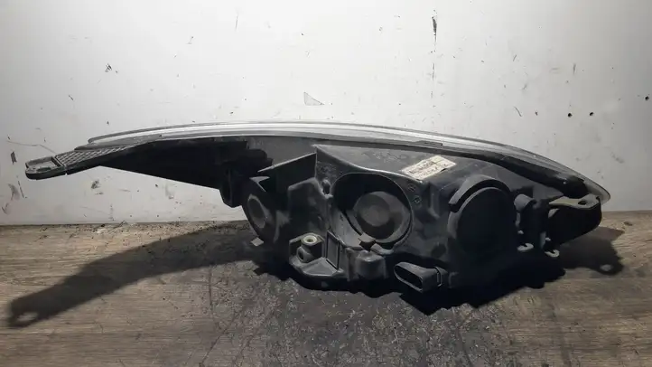 Ford Focus (2011 - 2015) BM5113W030DH Передняя фара — фото 3