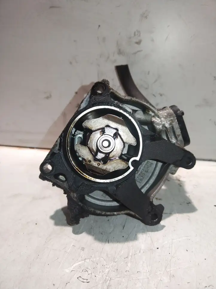 Fiat Sedici (2007 - 2016) Вакуумный клапан — фото 3